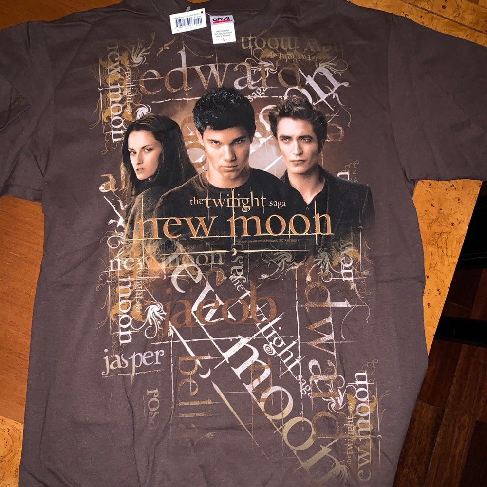 Twilight Saga New Moon T Shirt
